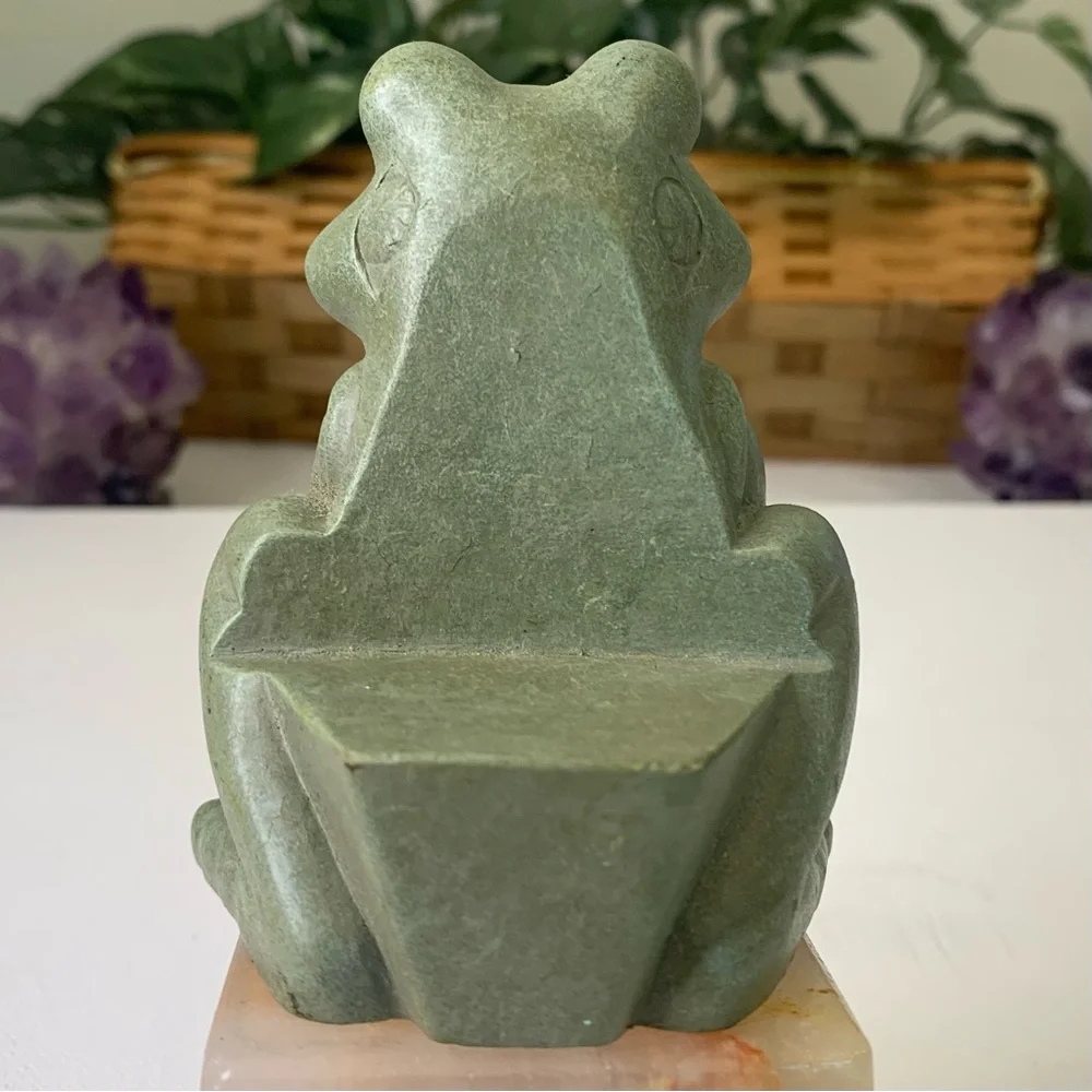 Green Frog Statue Cast Stone Garden Shelf Sitter Indoor Outdoor Figurine 3.5